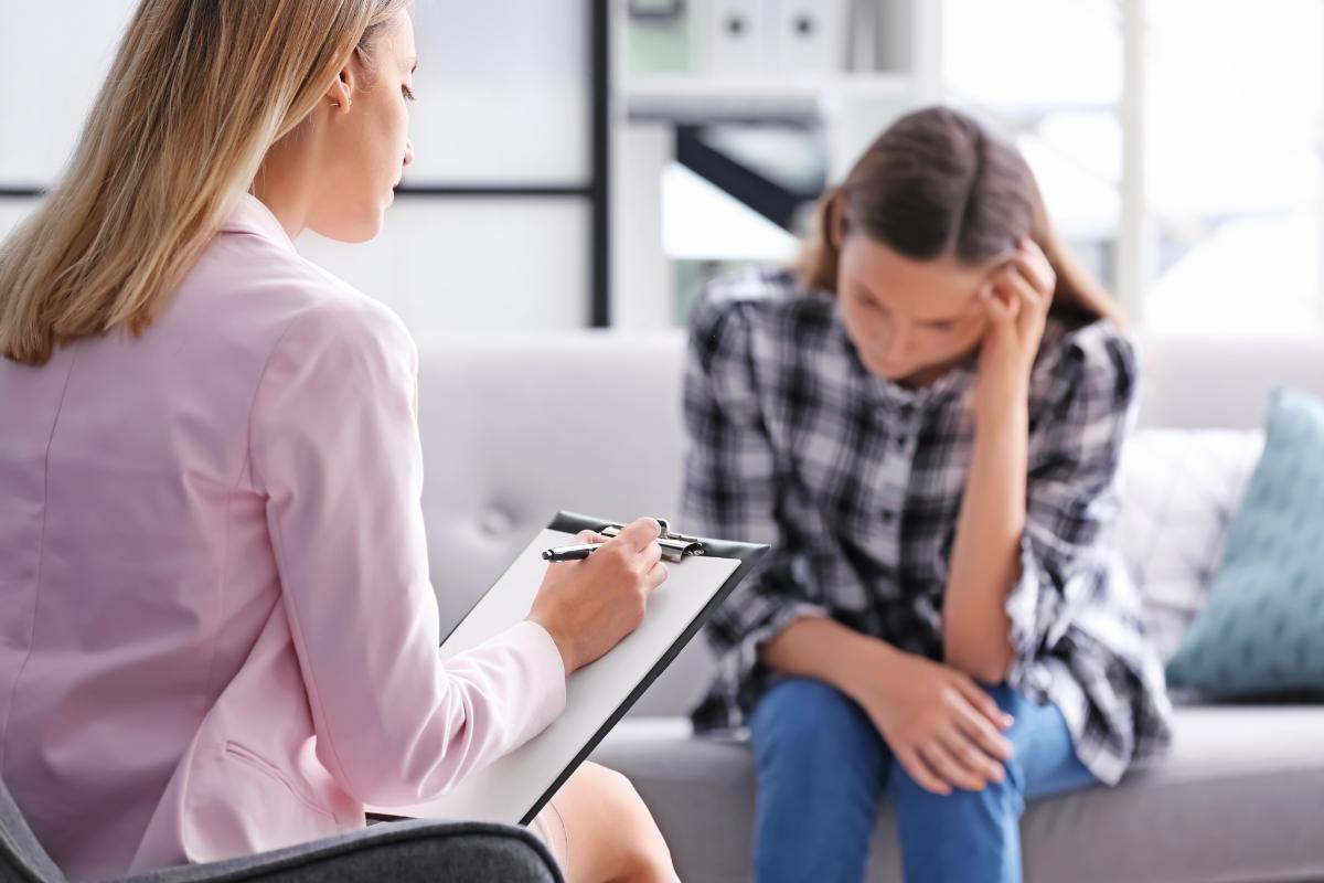 teen-in-a-therapy-session-during-trauma-informed-substance-abuse treatment